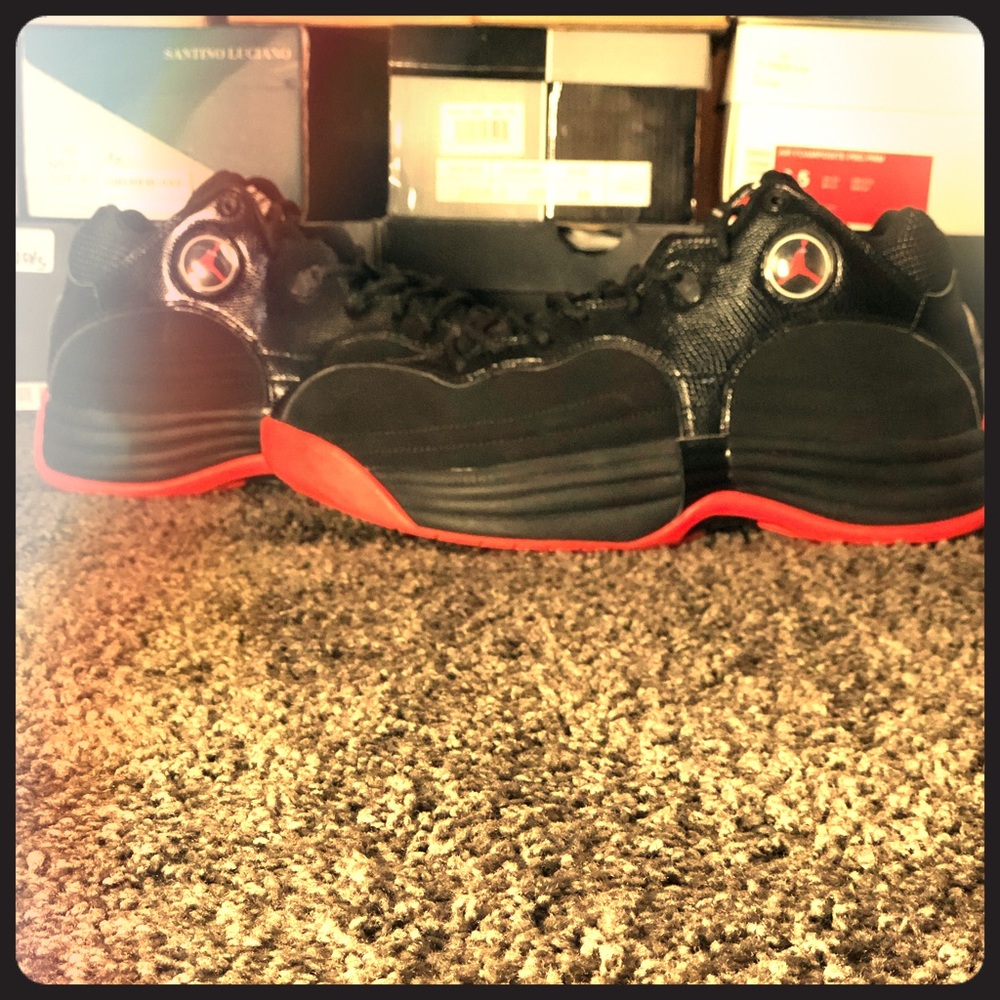 RetroCrimson Black Jordan Team 1  Men’s Size 11.5